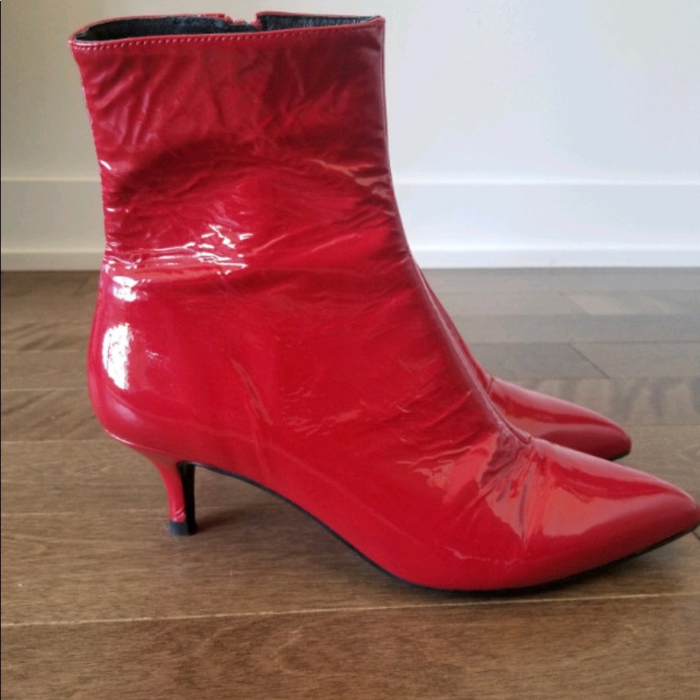 Red vinyl leather booties NEW